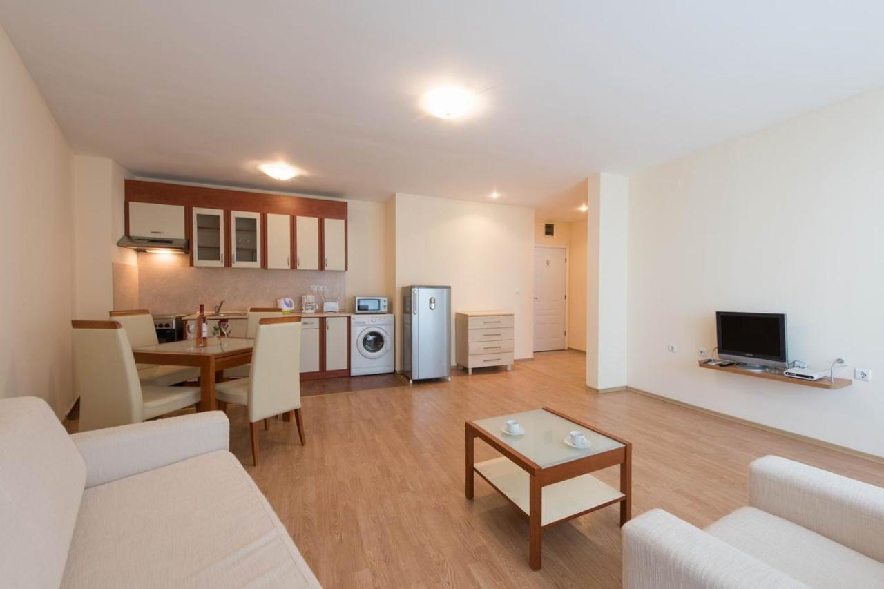רבדה Gt Riviera Fort Beach Apartments מראה חיצוני תמונה
